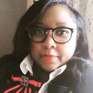 Meet your Posher, Jennifer